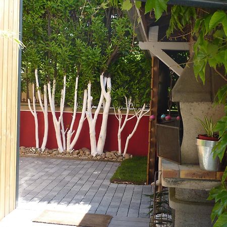בורג-אן-ברס Chambre D'Hotes "Riad Des Baudieres" מראה חיצוני תמונה